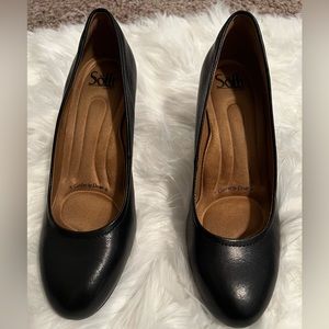 Comfortable black heels